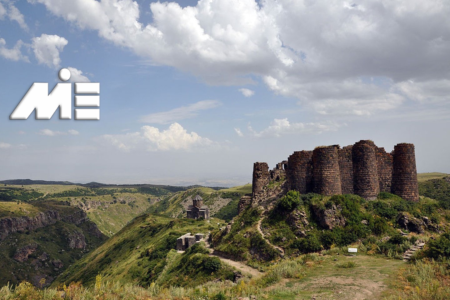 قلعه عنبر در ارمنستان | جاذبه های گردشگری ارمنستان | ویزای توریستی ارمنستان